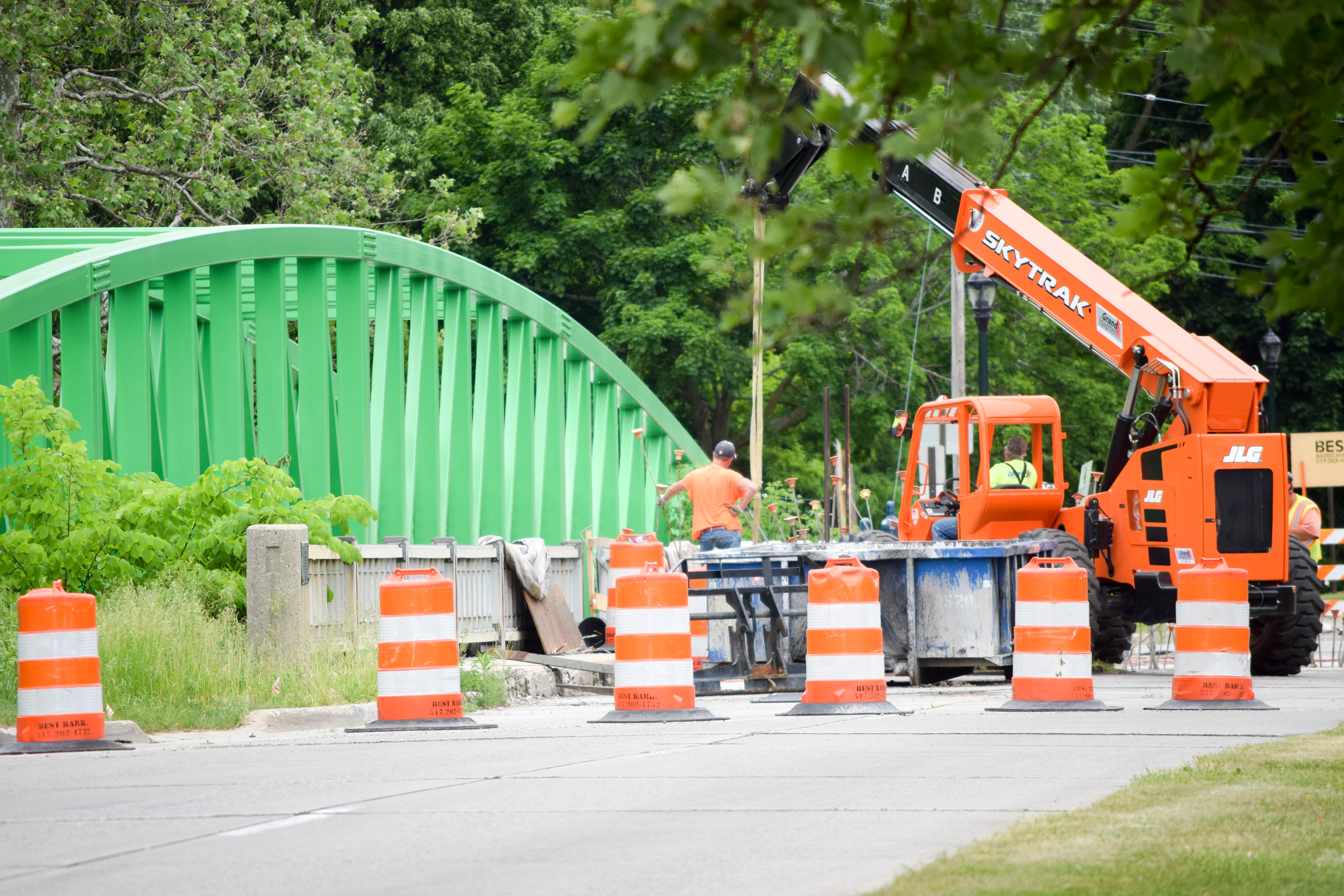 Okemos Bridge Repair Reopening Delayed
